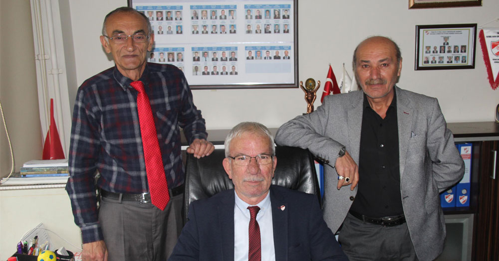 Saha komiserlerinden şampiyonlara kutlama mesajı