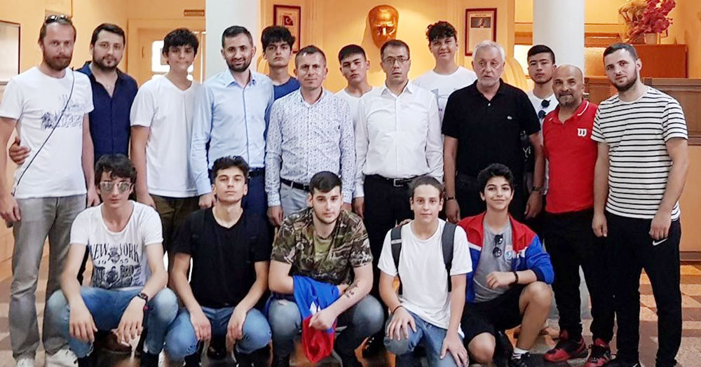 Müdürlerden Halk Eğitim'e tebrik ziyareti 