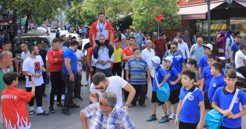 Yok böyle karşılama