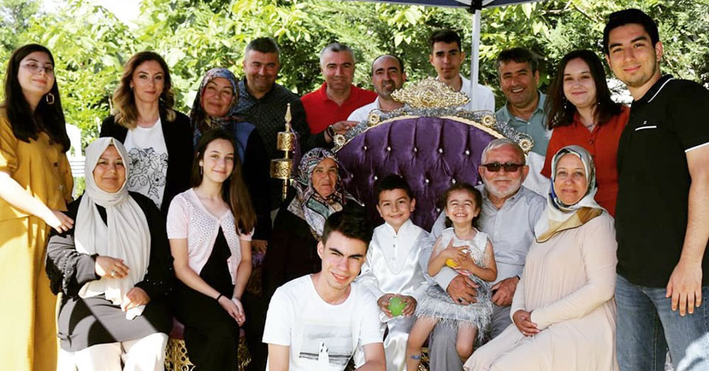 Koç ailesinden cemiyet teşekkürü