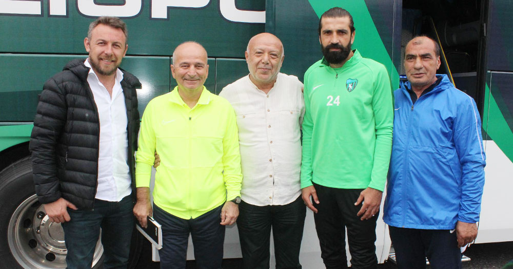 Adil Üstündağ: Bu otel sizin arkadaşlar