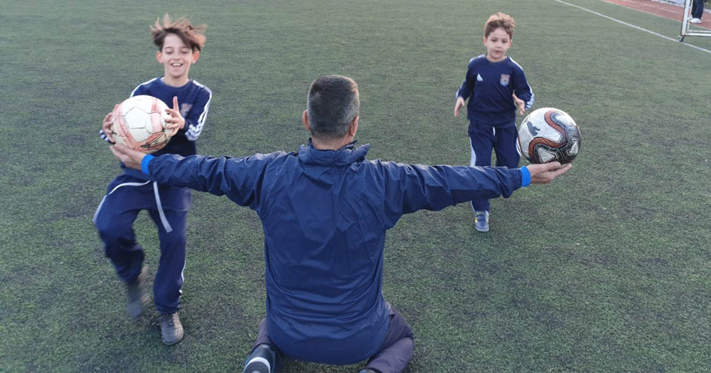 Yüzbaşılarspor geliyor!