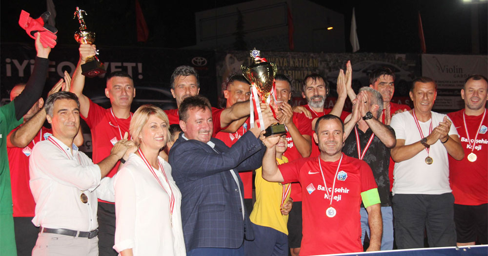 Sakarya Olgunlar’a KOCAELİ damgası