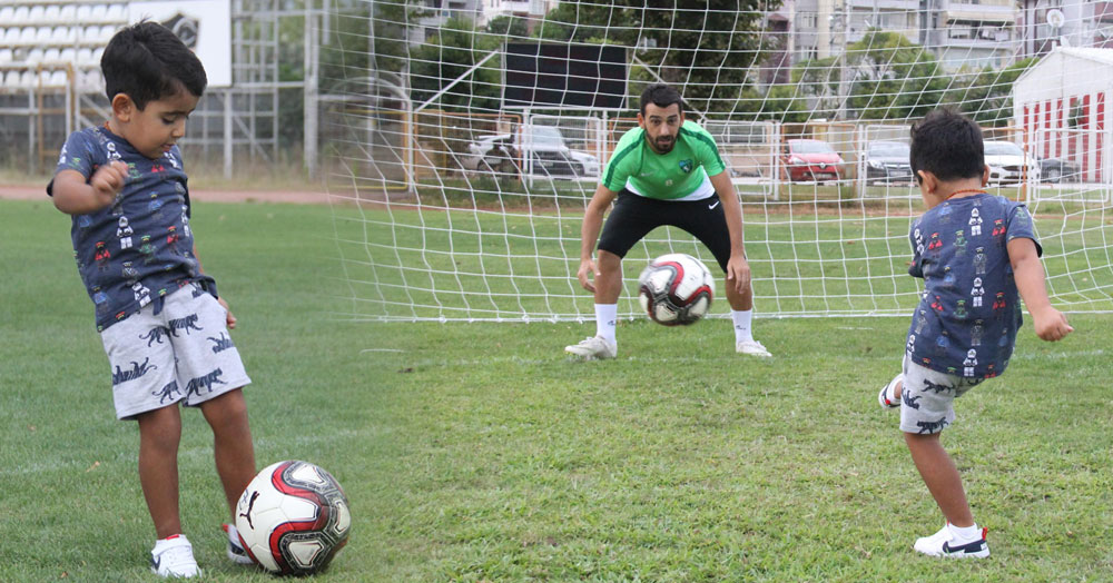 Eymen, babası gibi klas!