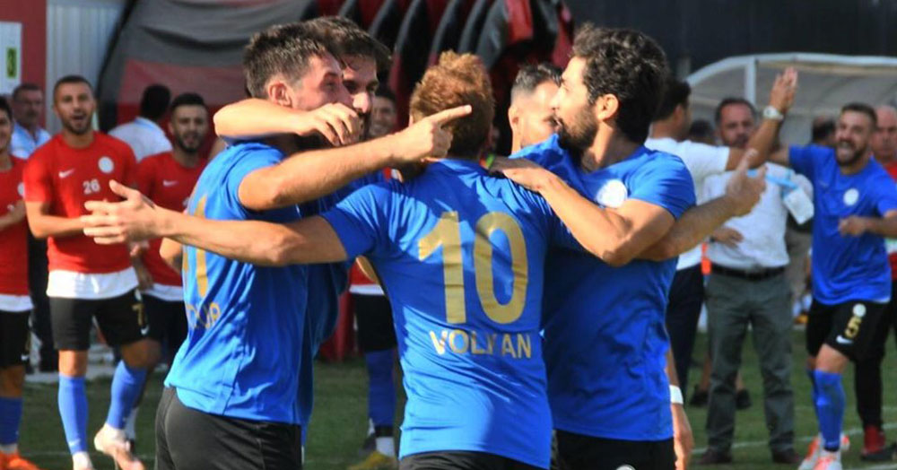 Emre Okur sezona golle başladı