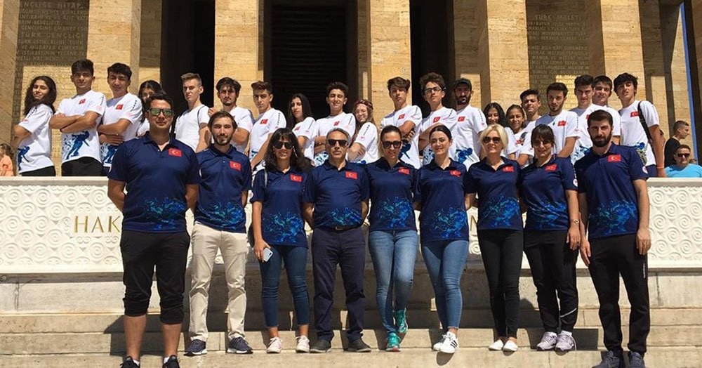 Buzun Usain Bolt’larından Ata’ya ziyaret!