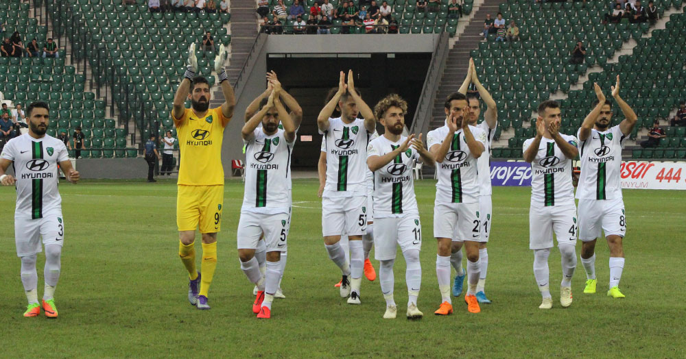 Hiç bir zafere çiçekli yollardan gidilmez!