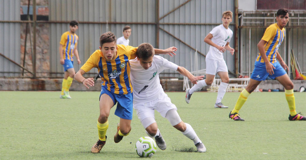 Kocaelispor U-17 şov sürüyor!