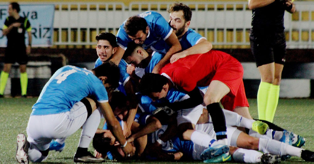 Maşukiye kaçtı Sırrıpaşa yakaladı “1-1”