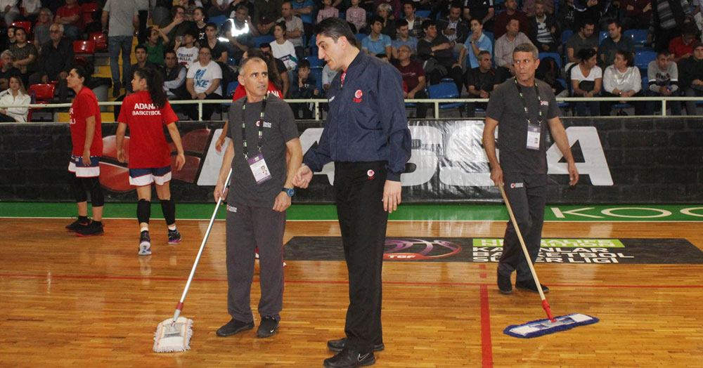 Az daha maçı oynatmıyorlardı!