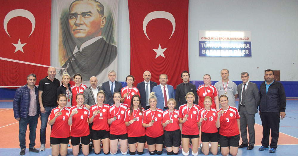 Öğretmenlerde şampiyon İstanbul Ataşehir! “2-3”