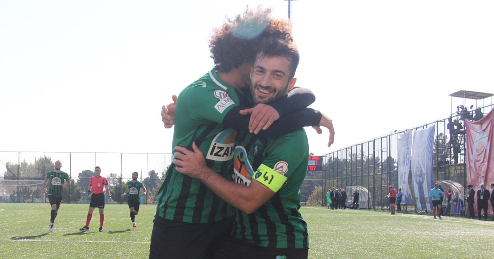 Kaptan Süleyman: Tutun elinden stada getirin!