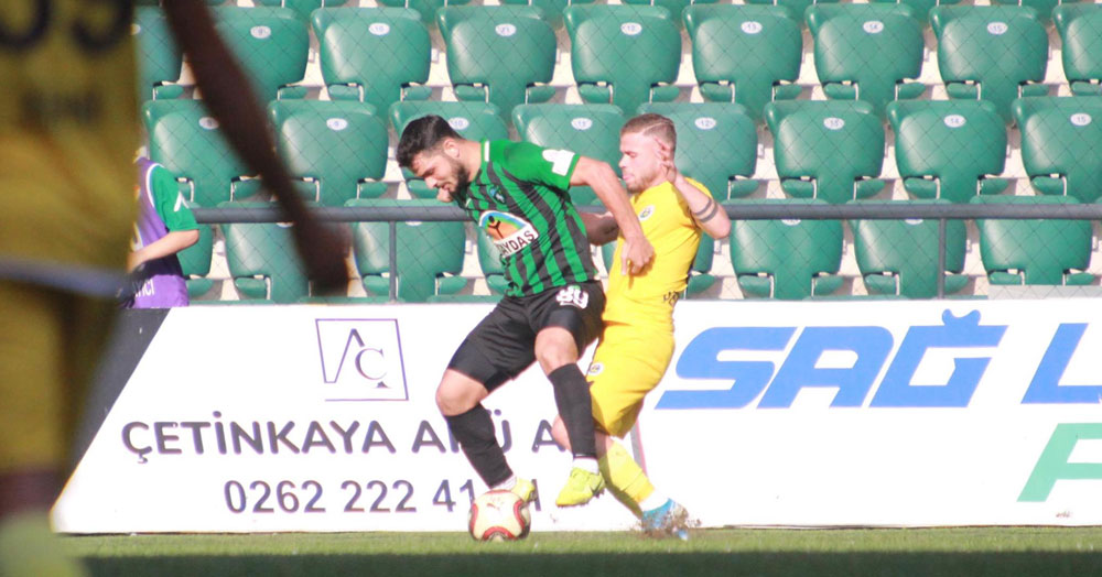 Mesut, 89. maçında 40 yıllık stoper gibiydi!