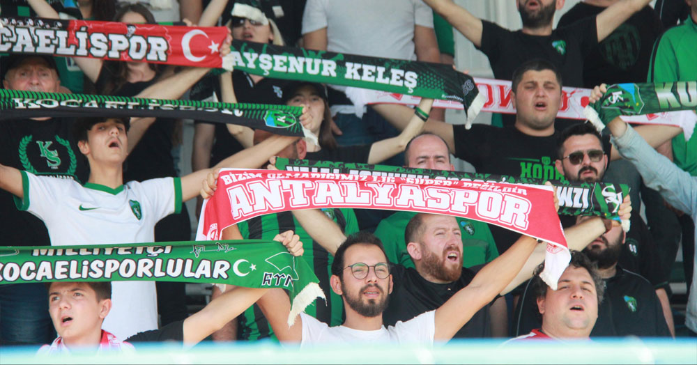 Bilet fiyatları 10 lira 50 lira