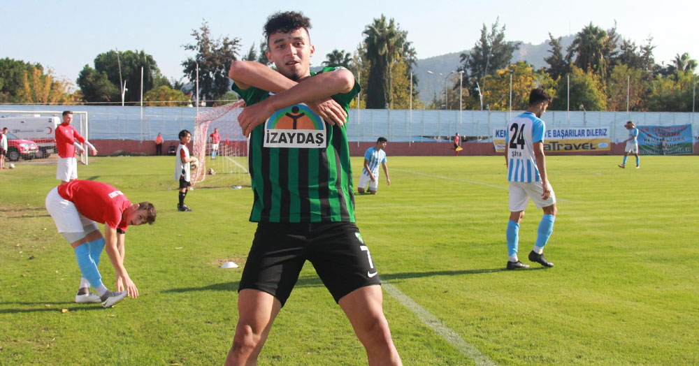 Şu maça gelin be! Vallahi gelin, billahi gelin! Gelin yani! 