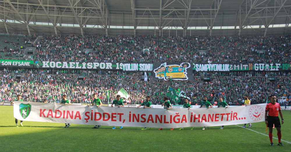 Kadına şiddeti kınıyoruz!