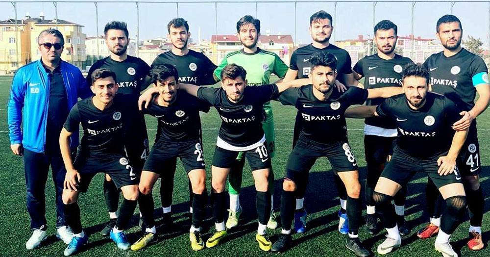 Alikahyaspor, Menderes’i kınadı