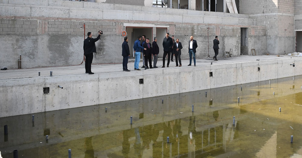 Kartepe'de yüzme havuzu için geri sayım başladı