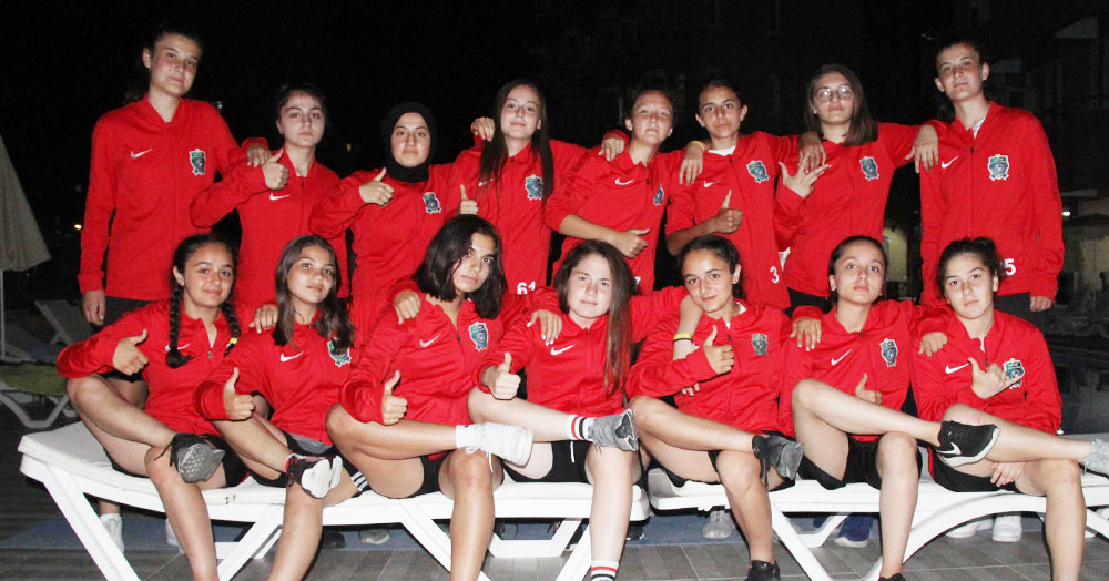 Kocaeli Bayan Futbol Kulübü, Antep'e gidiyor