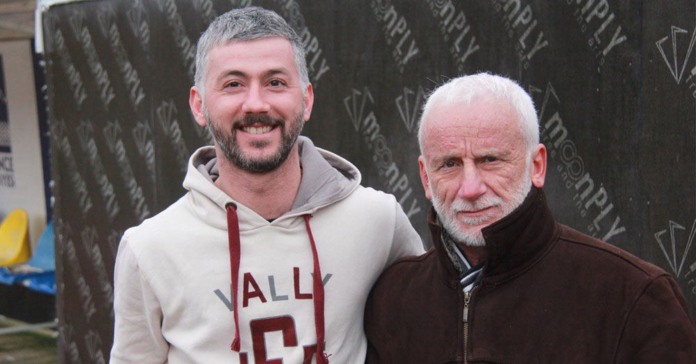 Baba ve oğul Kalender kulübeden destek verdi