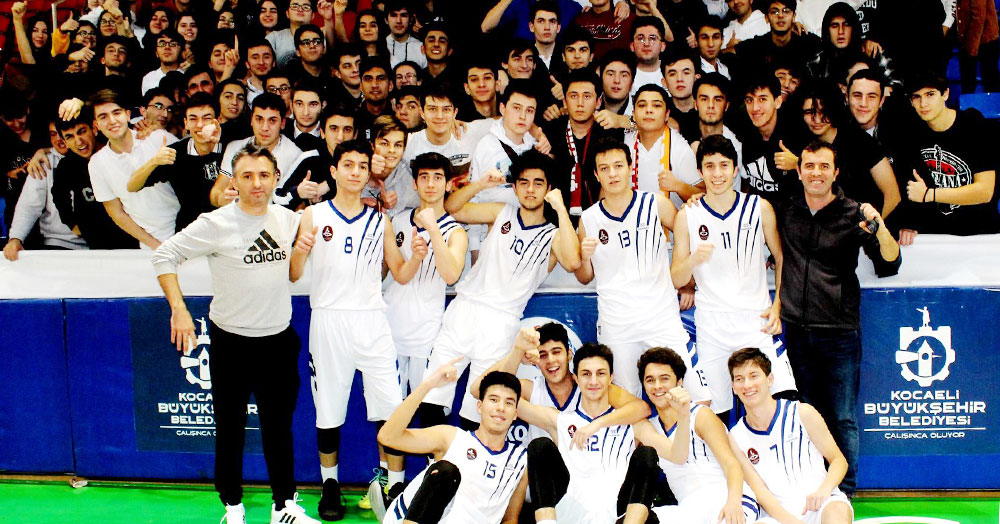 Başiskele Uğur ve Şehit Özcan Kan galip!