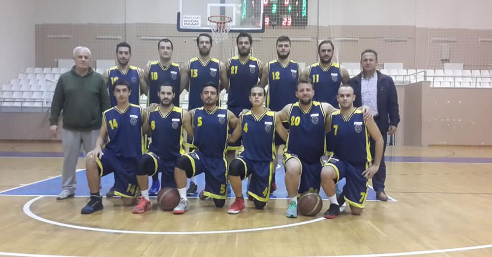 Karamürsel Gençlik desteği hak ediyor