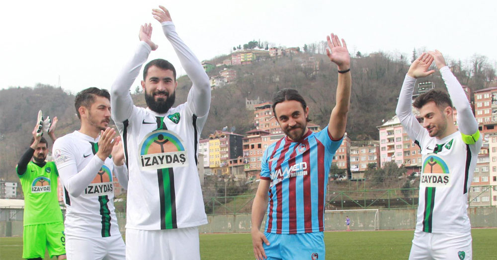 Bunu da mı görecektik be Merto!