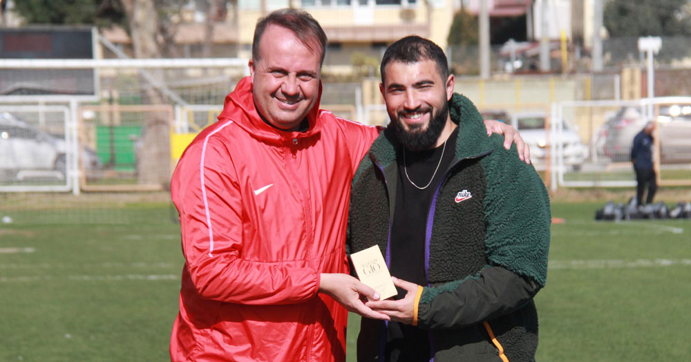 Karşıyaka maçından 4 futbolcuya parfüm