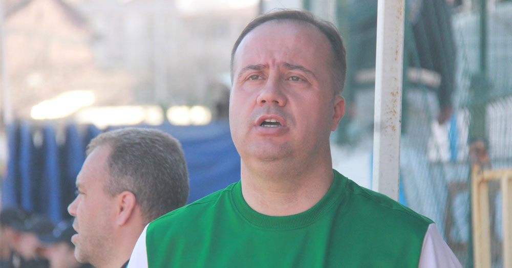 Selahaddin Dinçel, Mesut için ılımlı bir politika izliyor