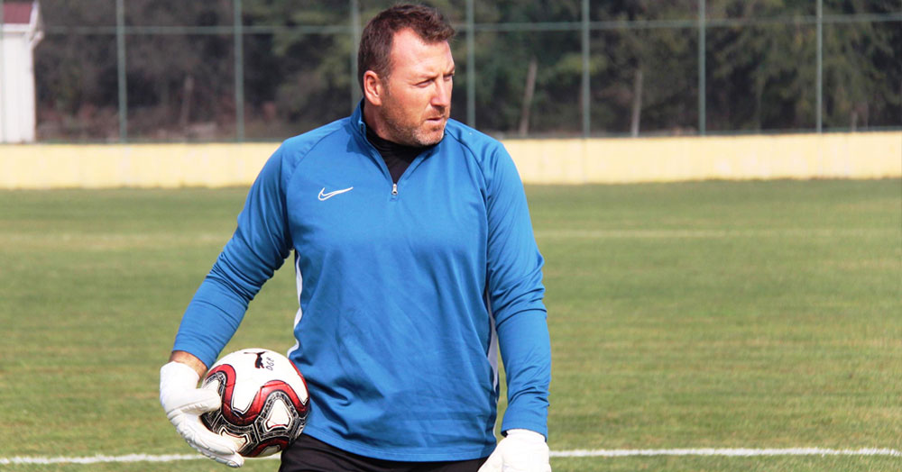 Gölcükspor’un kaleci hocasında da Covid 19’a rastlandı