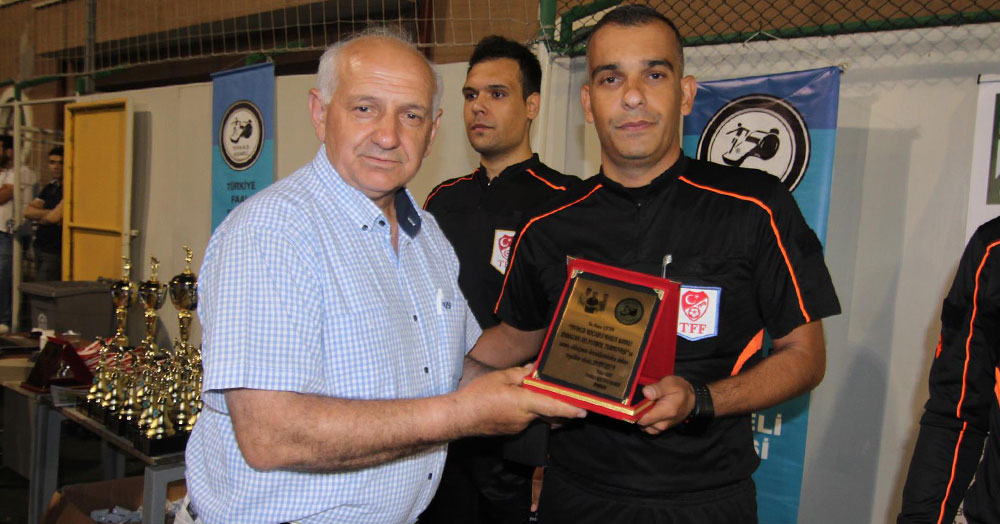 Sadece düdük hakemlerine kamp ne kadar mantıklı?