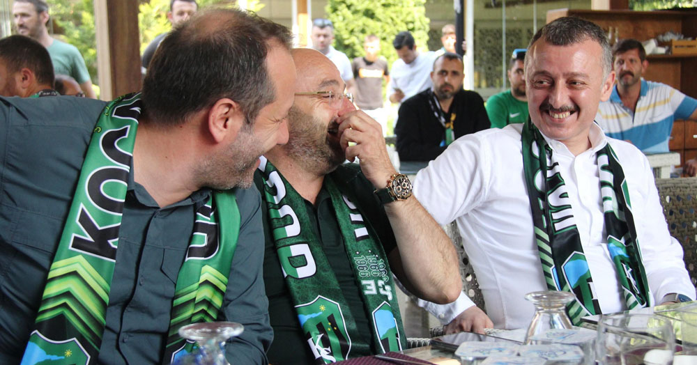 Büyükakın’a yakın temas kuruluyor!