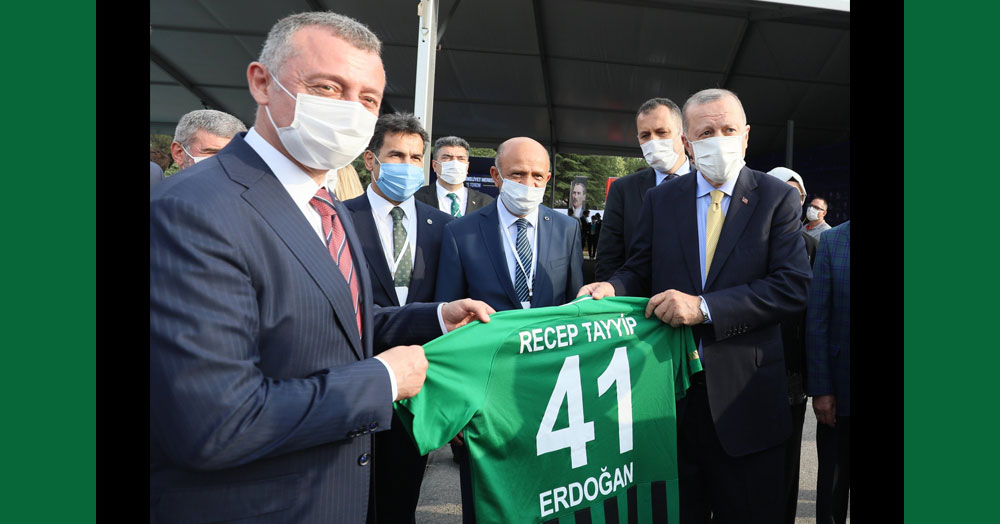 Fikri Bey bak burada ne var!