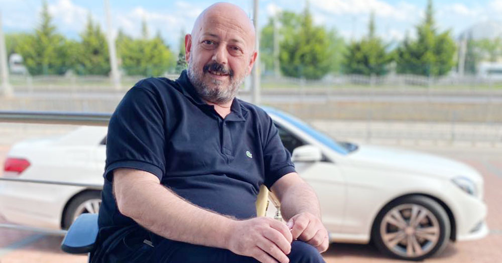 Bilal Cem Acar bunu sürekli yapıyor!