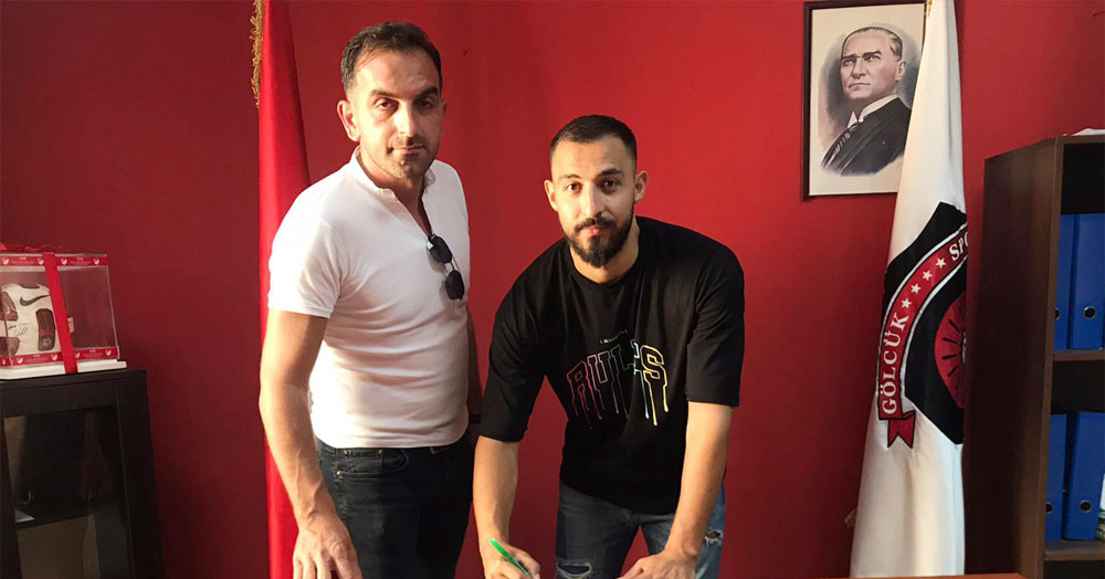 Gölcükspor’a santrafor geldi
