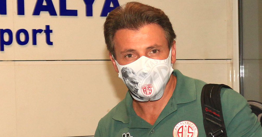 Antalya Covid kabusundan çabuk uyandı 