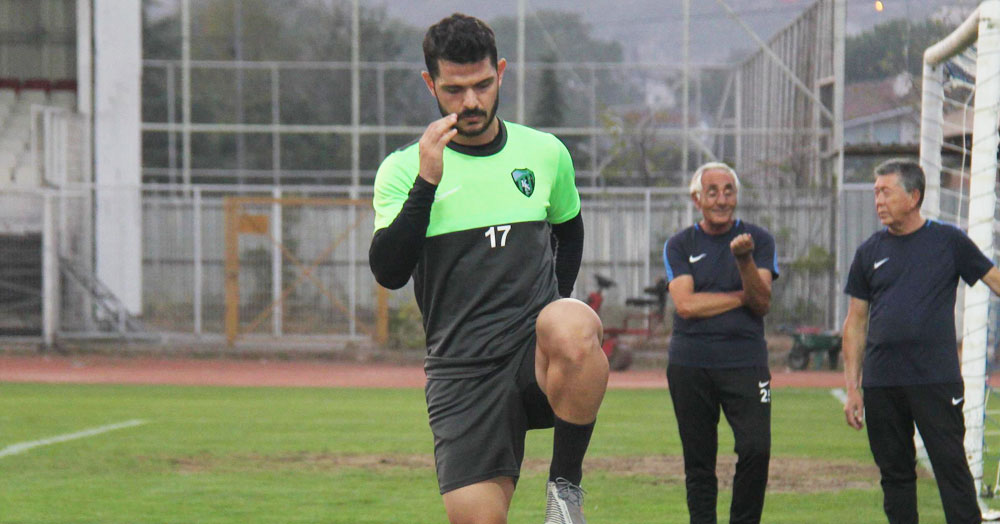 Bu akşam gençlerle maç var