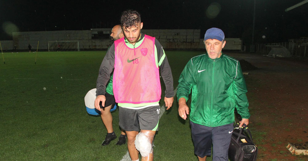 Onur Öztonga sol dizinden sakatlandı