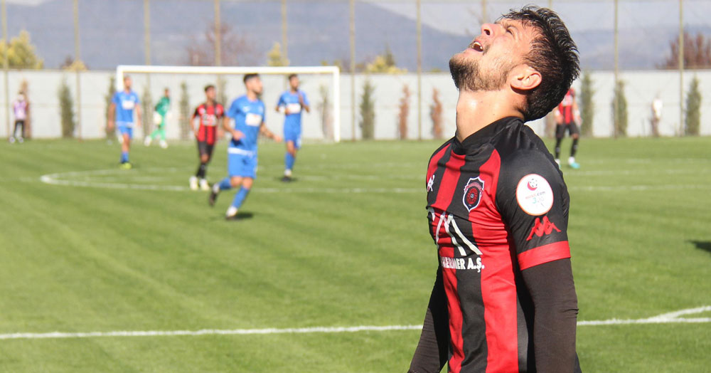 Şimşekler Erbaa’ya çarpıldı! “0-1”