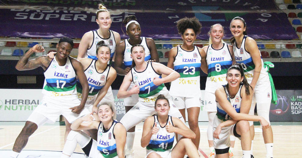 Bu kez galibiyet gelsin be kızlar!