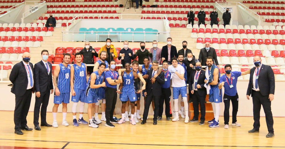 Kağıtsporlu basketbolcular açıldı! “76-97”