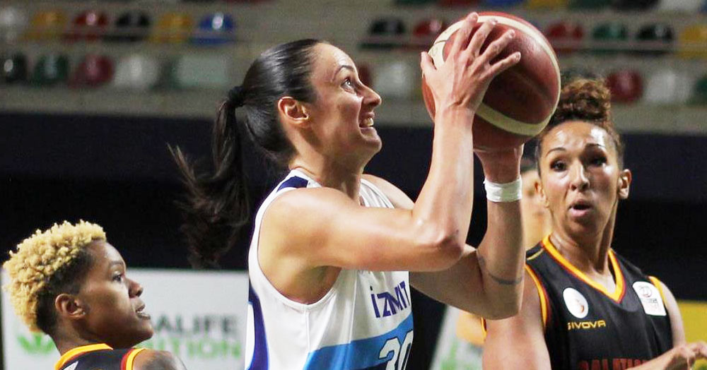 İzmit Belediyespor toparlanıyor