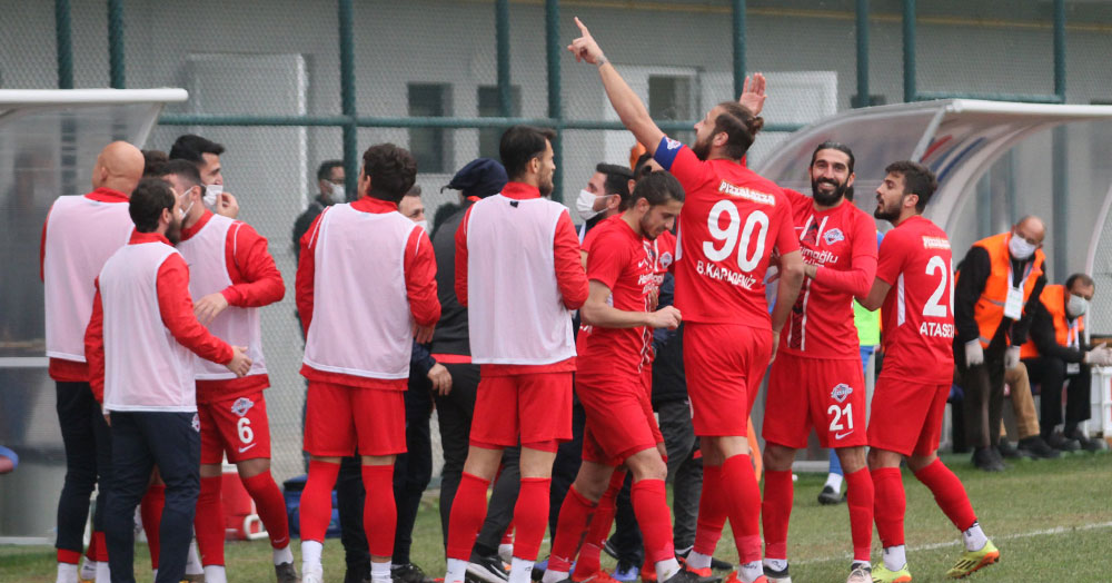 Burhan Eşer ve Batuhan toplam 20 gol attı