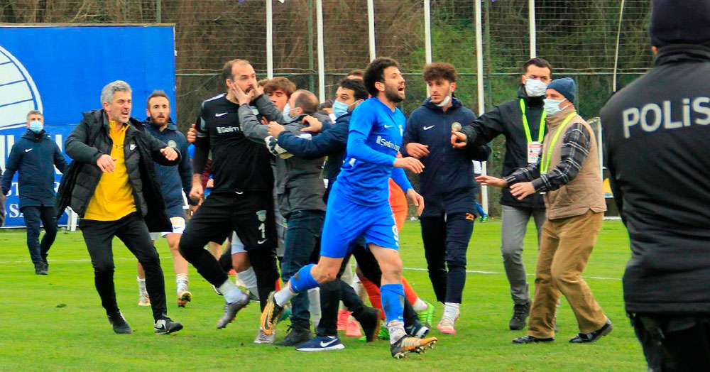 Maçın ardından tansiyon yükseldi!