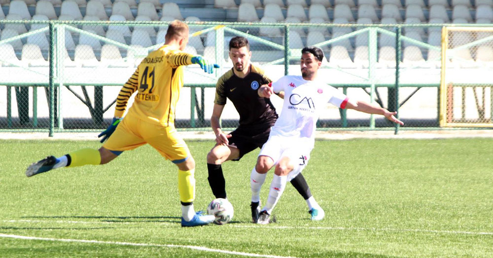 Gölcükspor hakem kurbanı! 