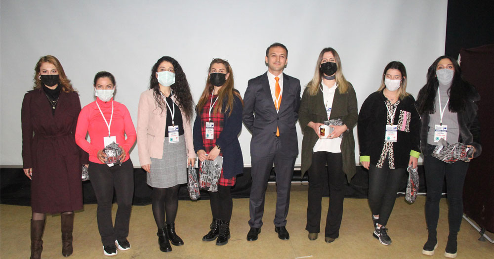 Sait Tuzcu’dan kadın hakemlerimize jest