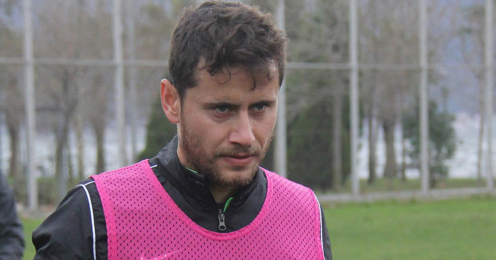 Sol beke Musa Nizam geçiyor!