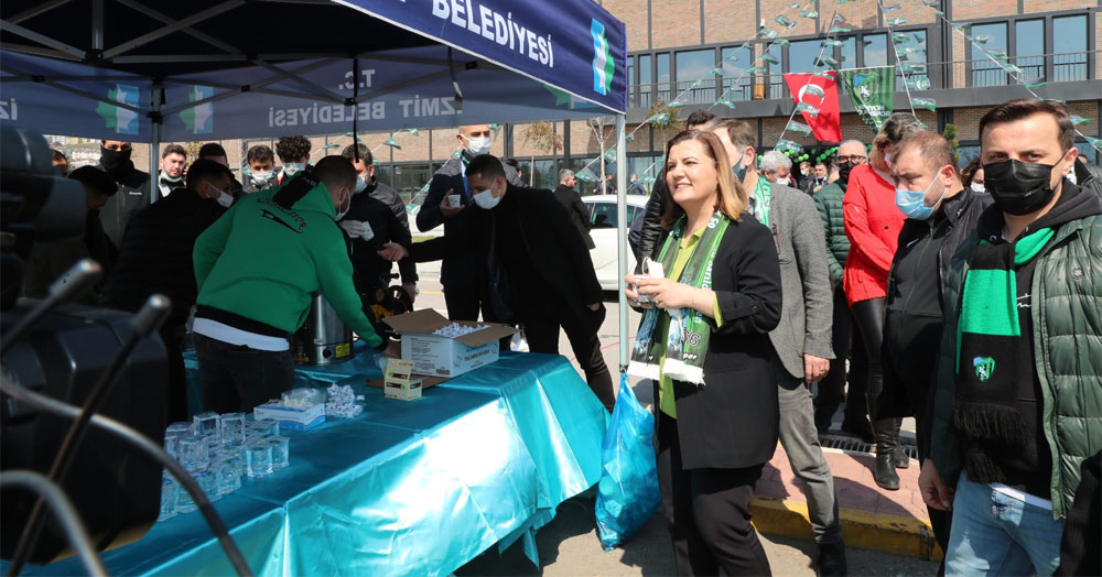 İzmit Belediyesi’nden genel kurulda incelik