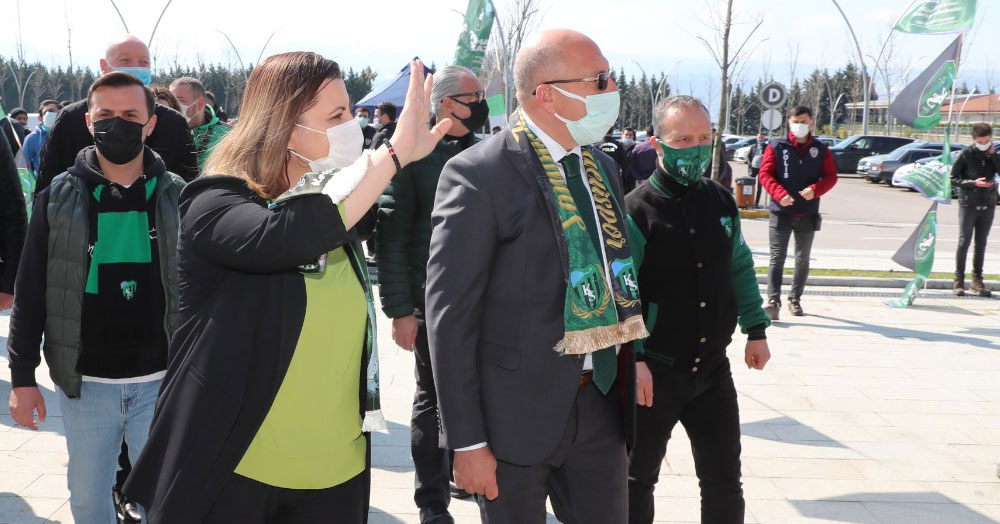 Engin Koyun doğrusunu yapıyor