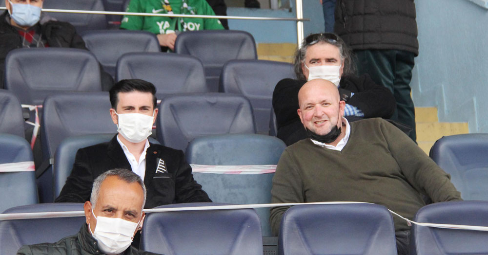 Gurbetçi dostlar yalnız bırakmadı